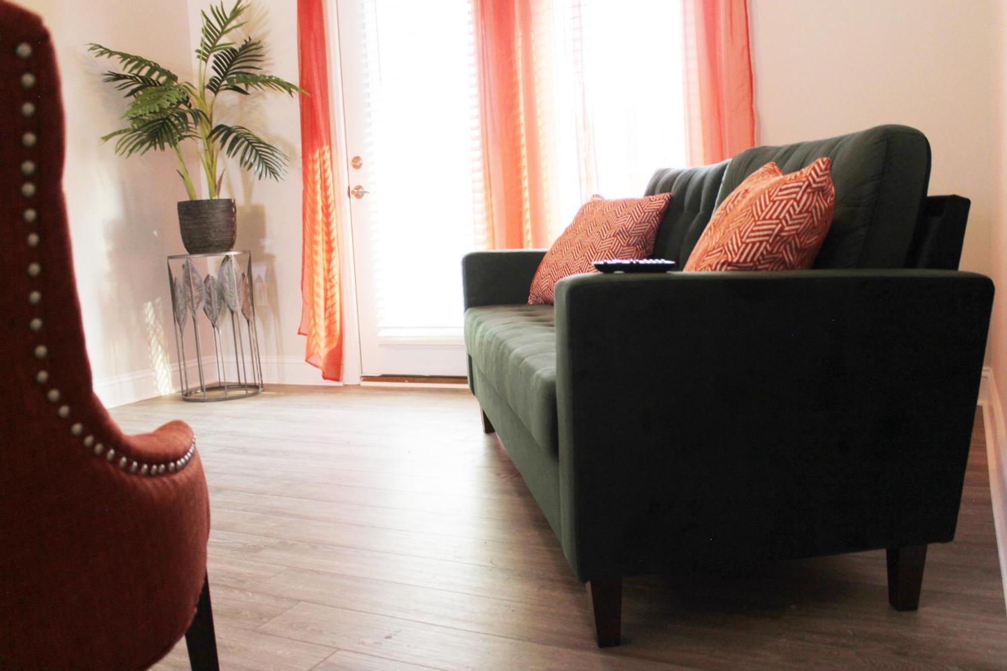 Quiet And Luxury Apartment - 10 Minutes From Ecu Winterville ภายนอก รูปภาพ