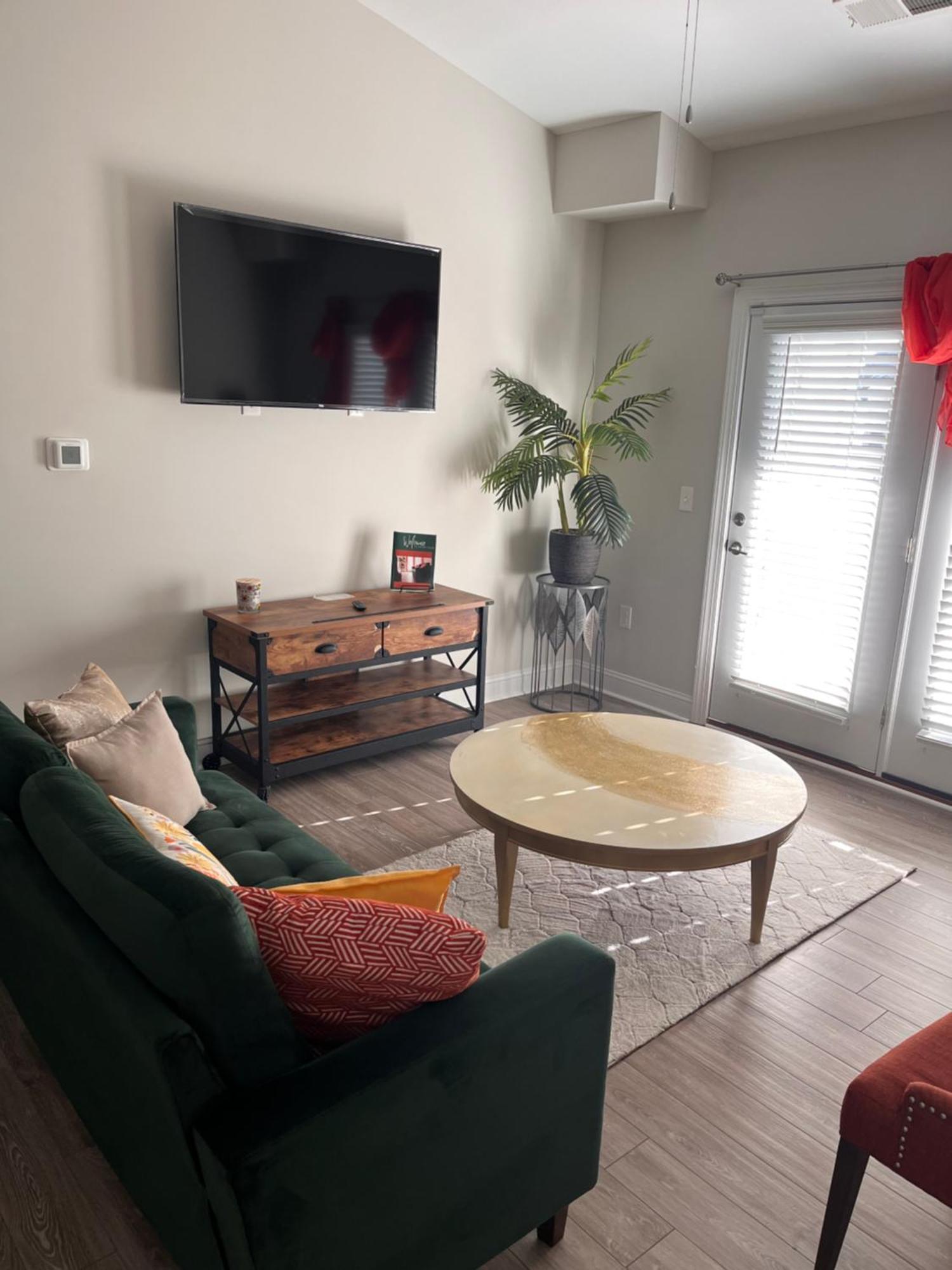 Quiet And Luxury Apartment - 10 Minutes From Ecu Winterville ภายนอก รูปภาพ